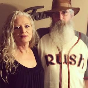 Meet your Posher, Julia rock